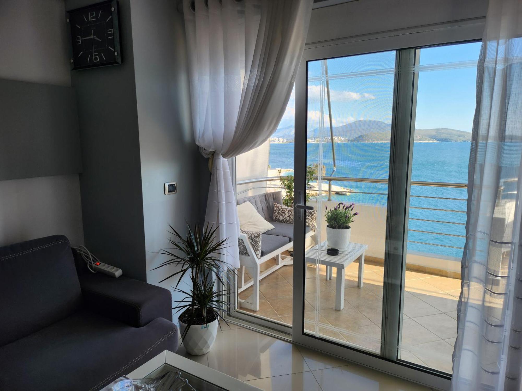 סרנדה Alpha Seaside Apartment מראה חיצוני תמונה